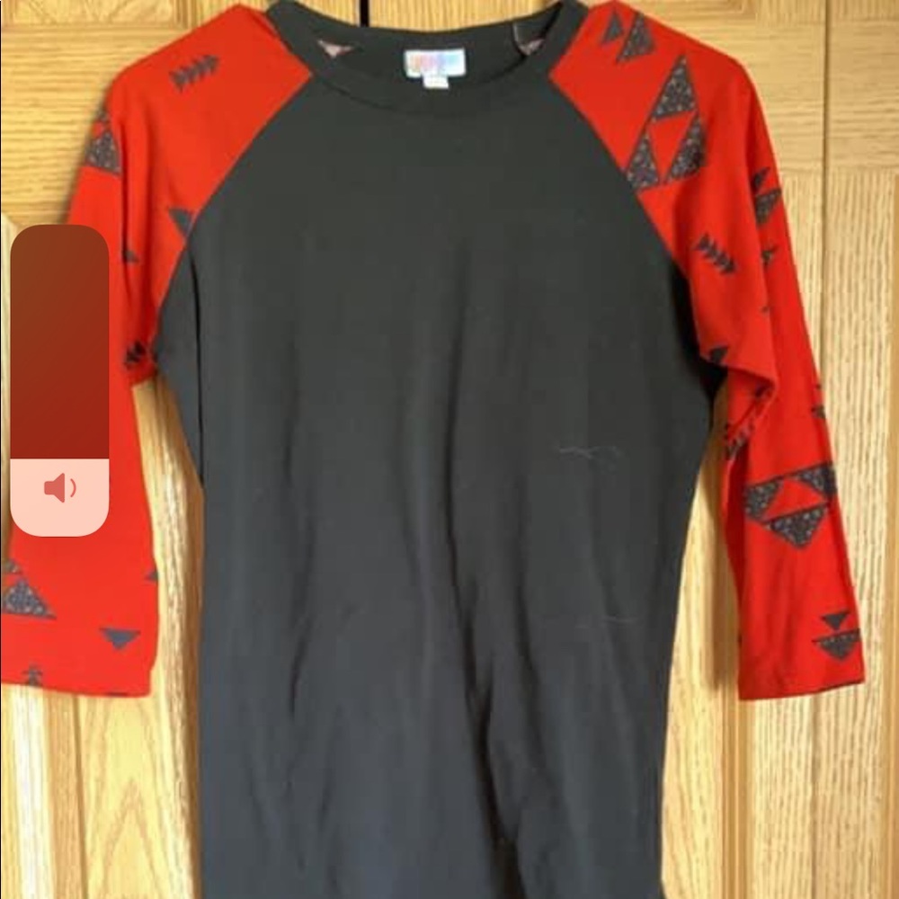 3/4 sleeve shirt